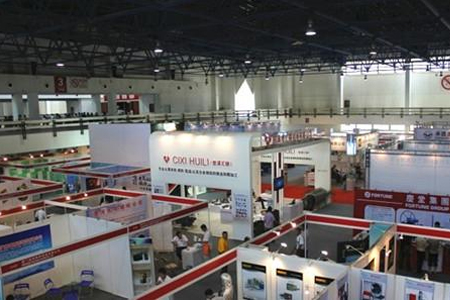 传统参展与网络行销